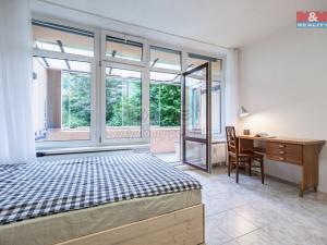 Prodej bytu 1+kk, Praha - Zbraslav, Spojařů, 32 m2