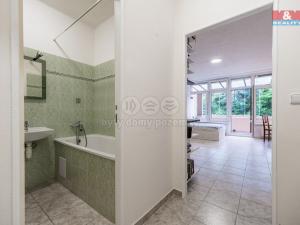 Prodej bytu 1+kk, Praha - Zbraslav, Spojařů, 32 m2