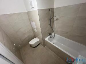 Pronájem bytu 2+kk, Praha - Motol, Hennerova, 33 m2
