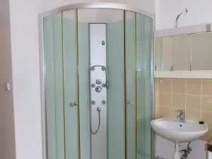 Pronájem bytu 1+kk, Praha - Vršovice, Moskevská, 19 m2