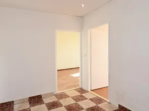 Pronájem bytu 2+1, Chomutov, Jirkovská, 63 m2