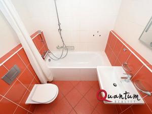 Pronájem bytu 2+kk, Praha - Modřany, Na Srážku, 60 m2