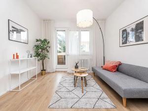 Prodej bytu 3+kk, Praha - Malešice, Chotutická, 57 m2