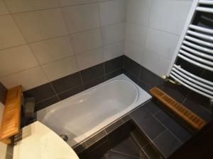 Pronájem bytu 2+kk, Praha - Žižkov, Hartigova, 36 m2