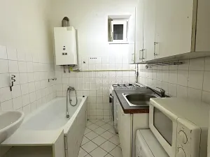 Pronájem bytu 2+kk, Praha - Žižkov, Jeseniova, 40 m2