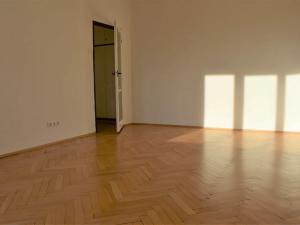 Pronájem bytu 2+1, Praha, Ruská, 63 m2