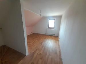 Prodej rodinného domu, Radvanec, 213 m2