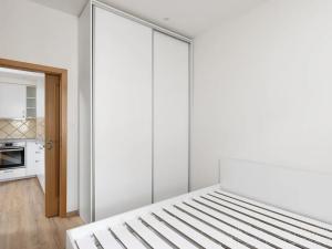 Pronájem bytu 2+kk, Praha - Vinohrady, Velehradská, 49 m2