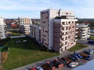 Pronájem bytu 3+kk, Praha - Kamýk, Papírníkova, 61 m2