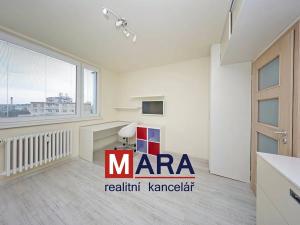 Pronájem bytu 2+1, Olomouc, Sienkiewiczova, 52 m2