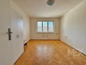 Prodej činžovního domu, Skřivany, 244 m2
