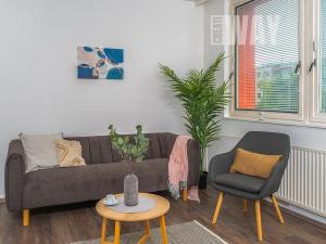 Prodej bytu 2+1, Praha - Miškovice, Polabská, 49 m2