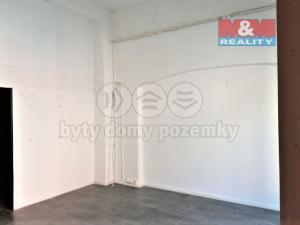 Pronájem obchodního prostoru, Kladno, Váňova, 35 m2