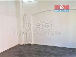 Pronájem obchodního prostoru, Kladno, Váňova, 35 m2