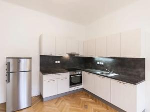 Pronájem bytu 2+kk, Praha - Vršovice, Finská, 55 m2