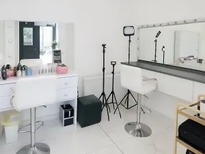 Prodej obchodního prostoru, Praha - Strašnice, Zvěřinova, 34 m2
