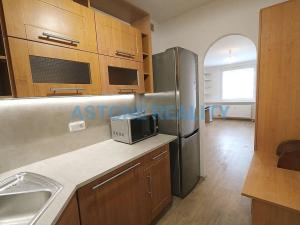 Pronájem bytu 2+kk, Praha - Kobylisy, Šimůnkova, 53 m2