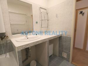 Pronájem bytu 2+kk, Praha - Kobylisy, Šimůnkova, 53 m2