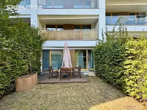 Pronájem bytu 2+kk, Praha - Karlín, Za Karlínským přístavem, 50 m2