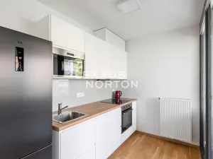 Pronájem bytu 2+kk, Praha - Střížkov, Střížkovská, 54 m2