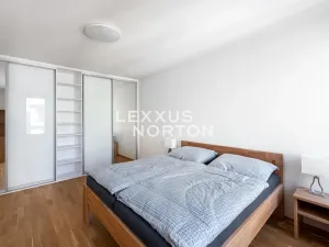 Pronájem bytu 2+kk, Praha - Střížkov, Střížkovská, 54 m2