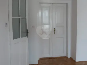 Pronájem bytu 2+kk, Praha - Holešovice, Dobrovského, 54 m2