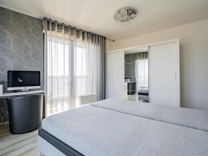 Pronájem bytu 3+kk, Praha - Michle, Baarova, 96 m2
