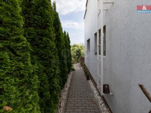 Prodej rodinného domu, Kravaře, Náměstí, 180 m2