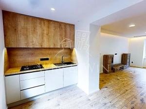 Prodej bytu 3+1, Kolín, Sladkovského, 75 m2