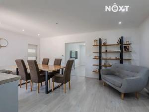 Prodej rodinného domu, Strážovice, 340 m2