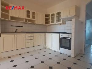 Prodej bytu 4+1, Praha - Chodov, Malenická, 90 m2