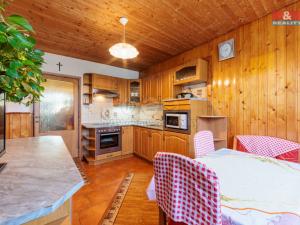 Prodej rodinného domu, Bochov, Zahradní, 140 m2