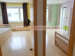 Pronájem atypického bytu, Brno, Kamechy, 120 m2