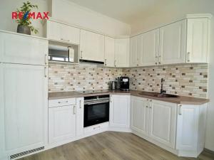 Prodej bytu 2+kk, Kladno, Jaroslava Holečka, 55 m2