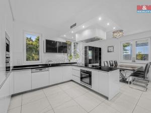 Prodej rodinného domu, Vestec, K Remízku, 206 m2