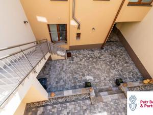 Pronájem bytu 3+kk, Rakovník, Husovo náměstí, 87 m2