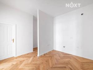 Prodej bytu 2+kk, Praha - Vinohrady, Velehradská, 44 m2