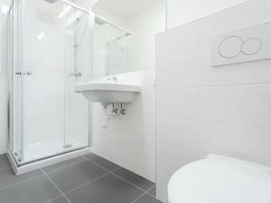 Pronájem bytu 1+kk, Praha - Jinonice, Peroutkova, 26 m2