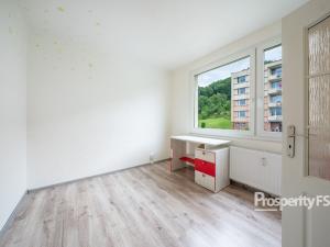 Prodej bytu 3+1, Ústí nad Labem - Střekov, Tolstého, 70 m2