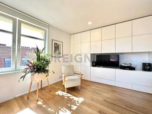 Pronájem bytu 3+kk, Praha - Bubeneč, Sládkova, 86 m2