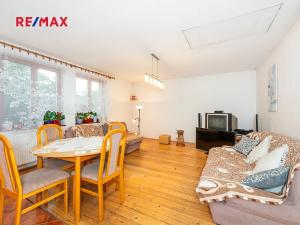 Prodej rodinného domu, Uhřice, 380 m2