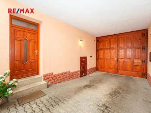 Prodej rodinného domu, Uhřice, 380 m2