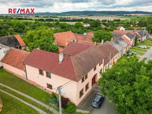 Prodej rodinného domu, Uhřice, 380 m2
