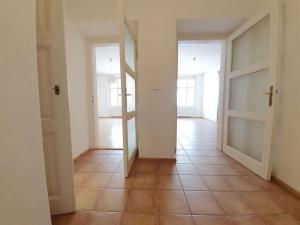 Pronájem bytu 2+kk, Praha - Vinohrady, Blanická, 55 m2