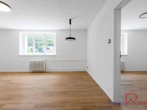 Prodej bytu 3+1, Karlovy Vary, Moskevská, 75 m2