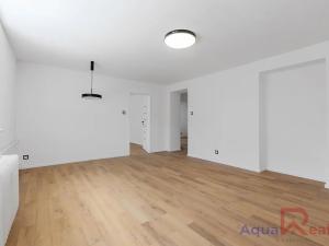 Prodej bytu 3+1, Karlovy Vary, Moskevská, 75 m2