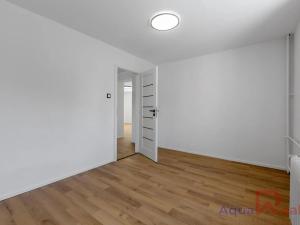 Prodej bytu 3+1, Karlovy Vary, Moskevská, 75 m2