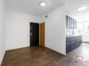 Prodej bytu 3+1, Karlovy Vary, Sibiřská, 68 m2