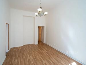 Pronájem bytu 2+1, Praha - Vinohrady, Americká, 46 m2