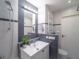Prodej bytu 2+1, Třeboň - Třeboň II, Hliník, 64 m2